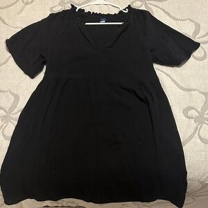 Black V-Neck Short Sleeve Dress